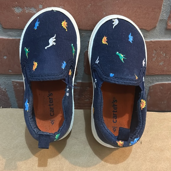 Carter’s boys navy blue,multi-color dinosaur slip on sneaker size 6 toddler - Picture 3 of 5